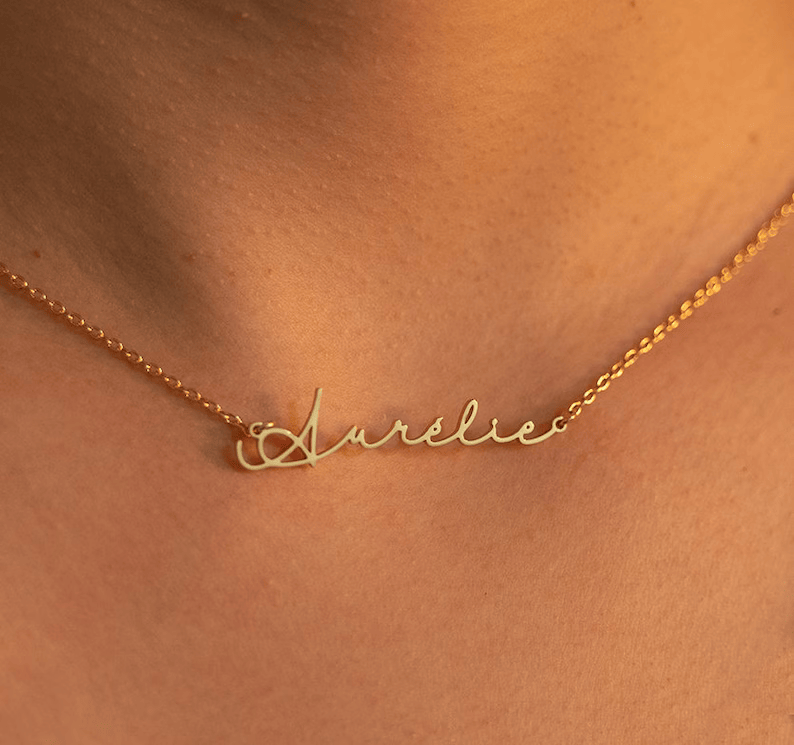 Necklace with sales personalised name