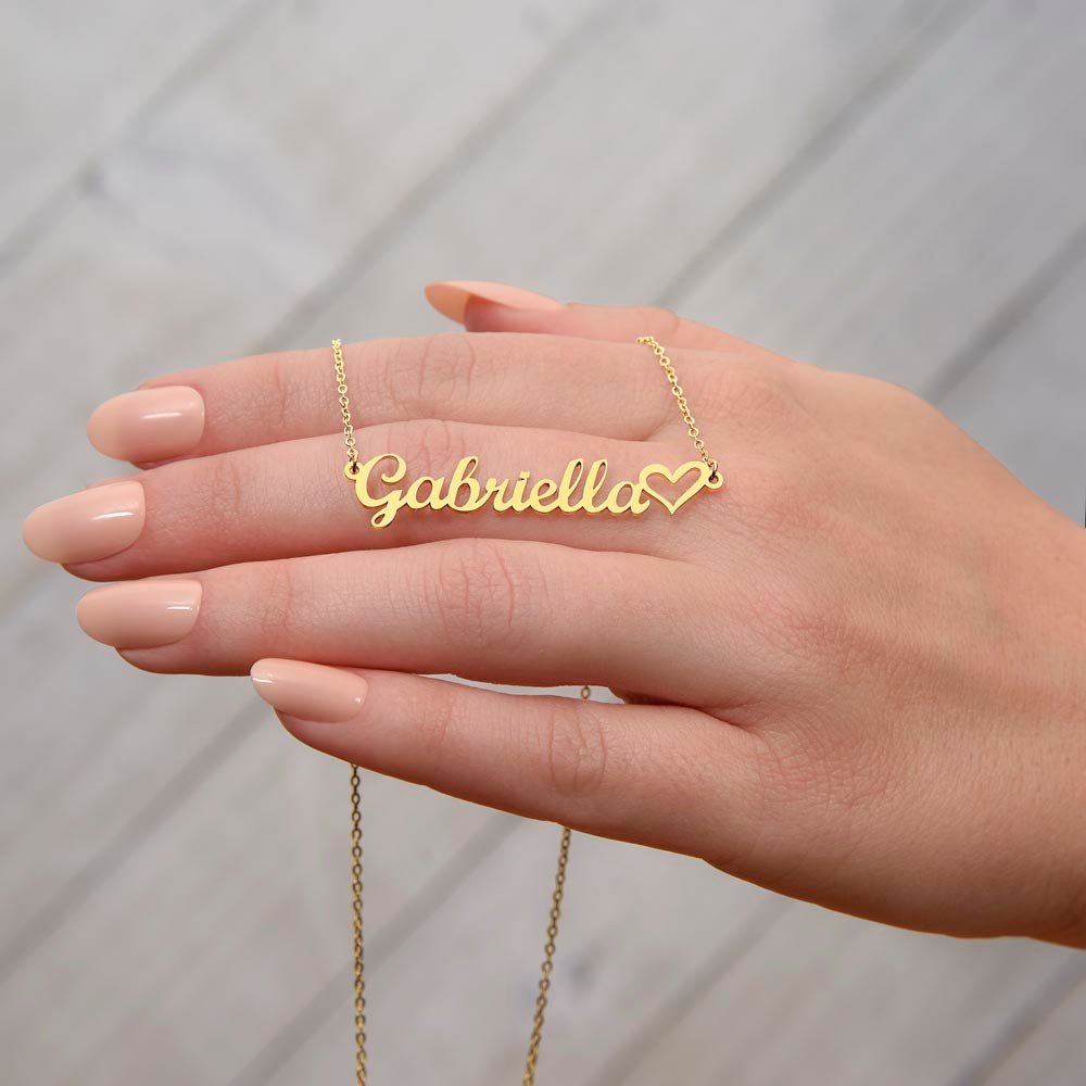 Mom to Be: Luxury Name Necklace With Heart